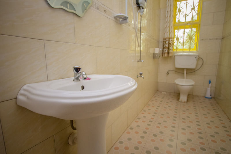 Heras Country Resort Kabale Exterior foto