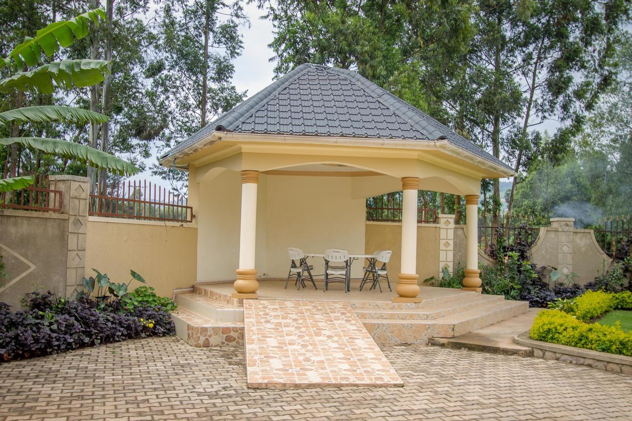 Heras Country Resort Kabale Exterior foto